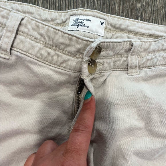 American Eagle Shorts Chino Flat Front Stretch Cotton Casual Tan Khaki Size 6 - Picture 3 of 9
